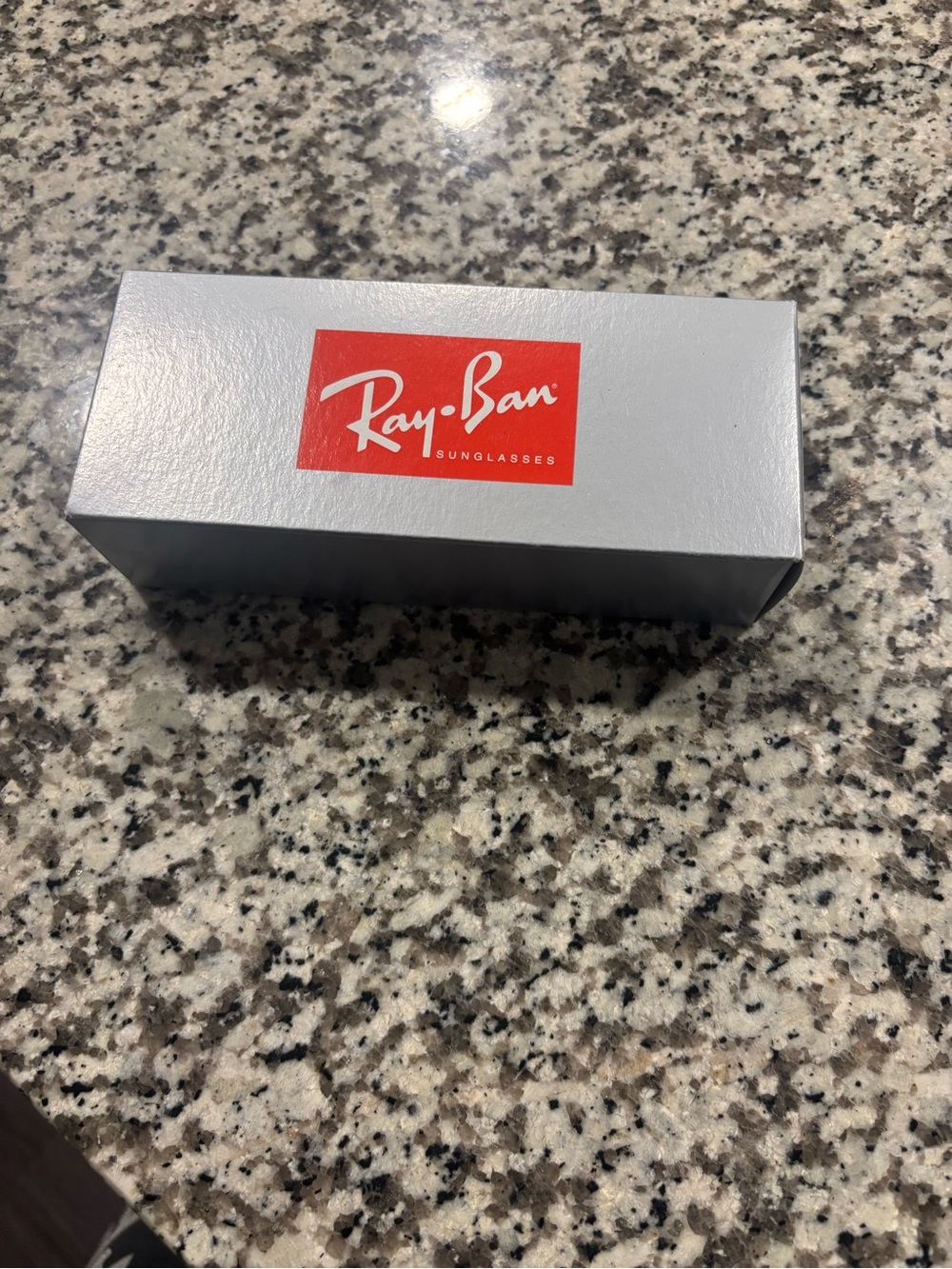 Ray-Ban NEW CLUBMASTER - New in Box